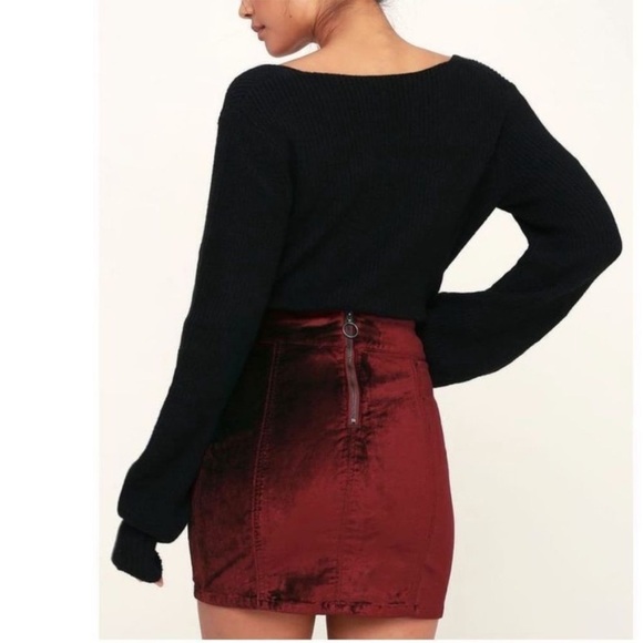 Free People Retro Wine Red Crushed Velvet Mini Skirt. Size 28. - Picture 2 of 12